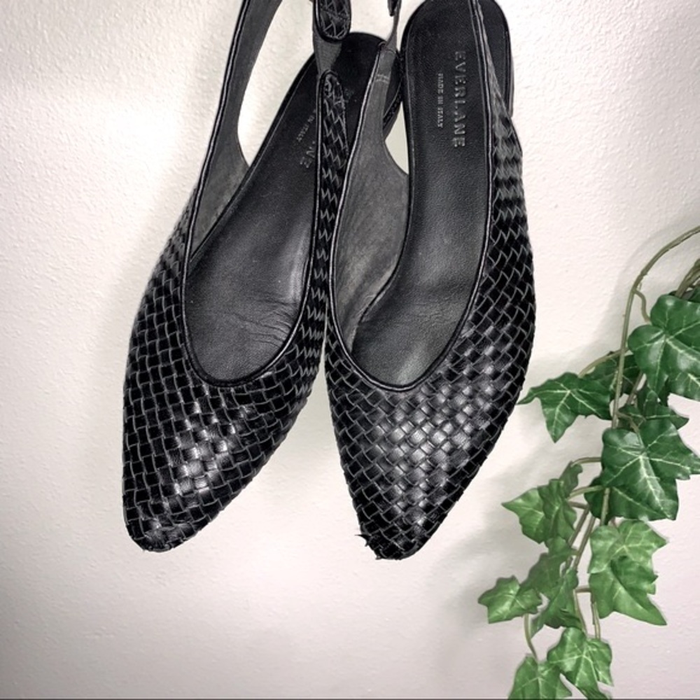 EVERLANE | The V Slingback Woven Black Flats - Picture 2 of 13